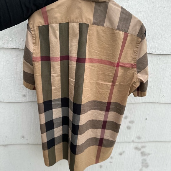 Burberry Somerton Check Short Sleeve Shirt size (LG) Worn Once in Condition NEW - Picture 6 of 9